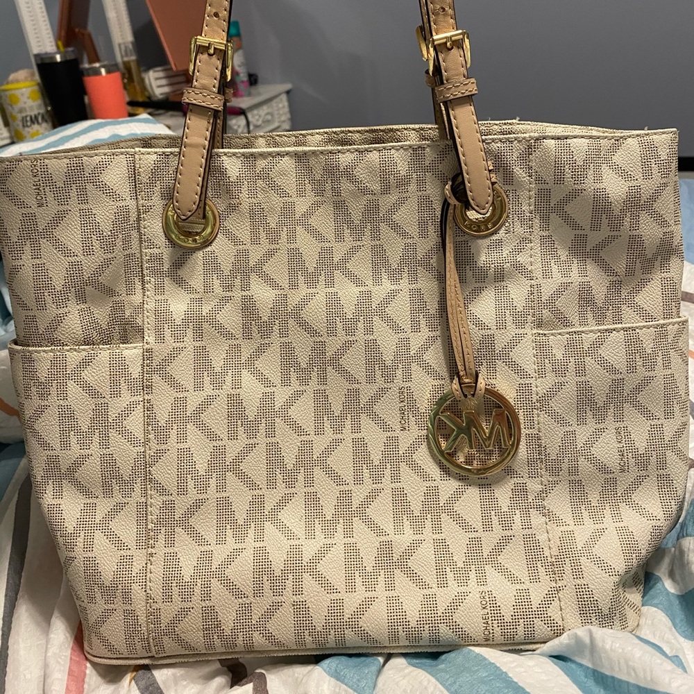 Michael Kors Purse - Gently used